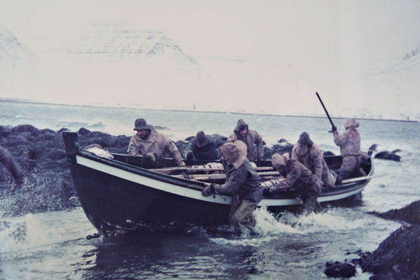 Ölver í Ósvör við tökur á Verstöðinni Ísland 1991. Mynd Geir Guðmundsson.